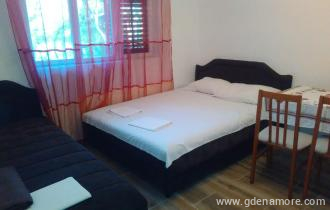 Mali apartman